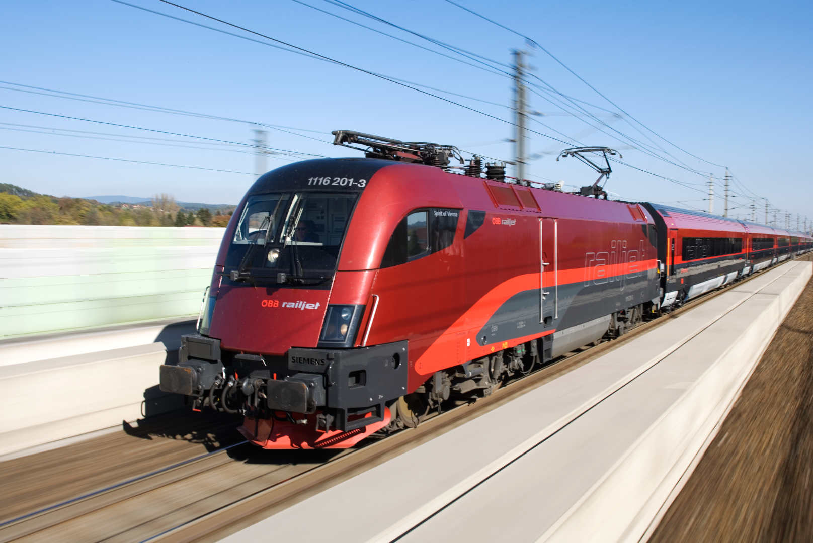 Austria’s trains take over the short-haul flight route.